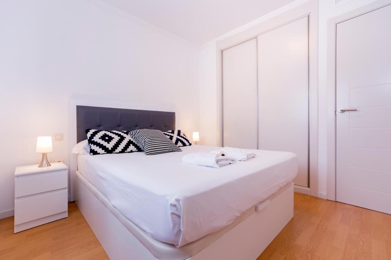 Livemalaga Ventura & Parking Apartman Kültér fotó