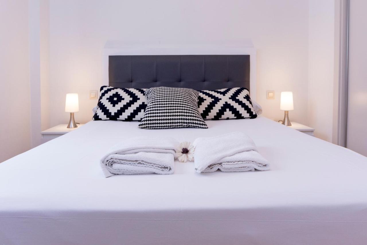Livemalaga Ventura & Parking Apartman Kültér fotó
